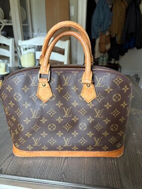 Louis Vuitton Monogram Alma Tote - Brown & Tan
